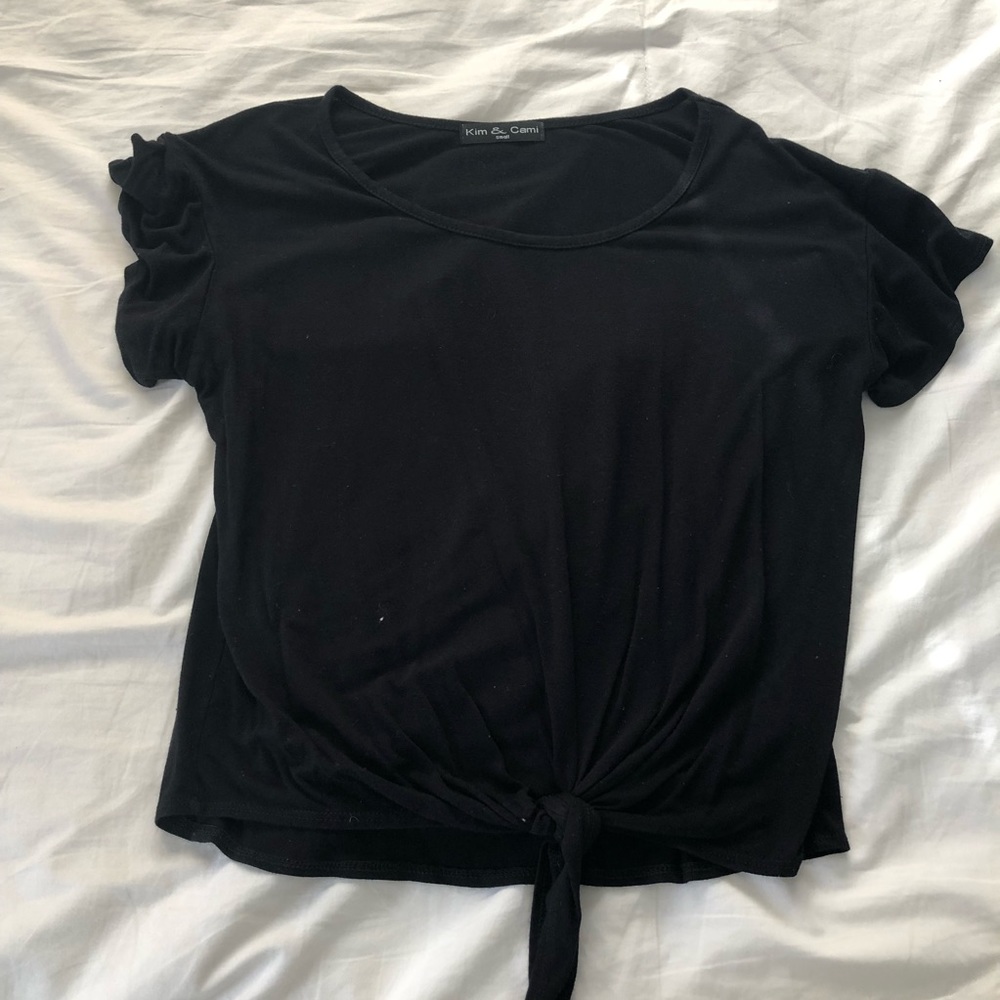 🔅3/$15🔅 Black Top with Twist Tie Detail